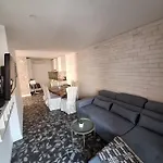 Turic Apartment *
